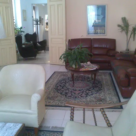 Terminus Hotell